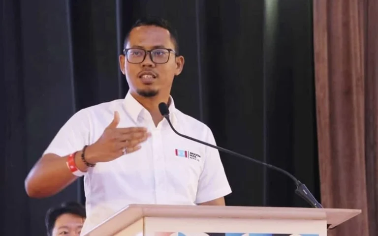 Don’t drag youth wing into PKR deputy president battle, Rafizi told