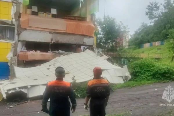 Russia cancels tsunami warning for Kamchatka after quake