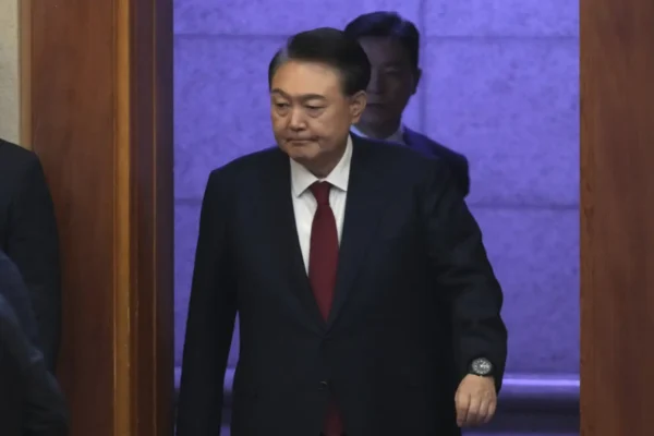 S. Korea’s Yoon resists questioning by lying down in underwear